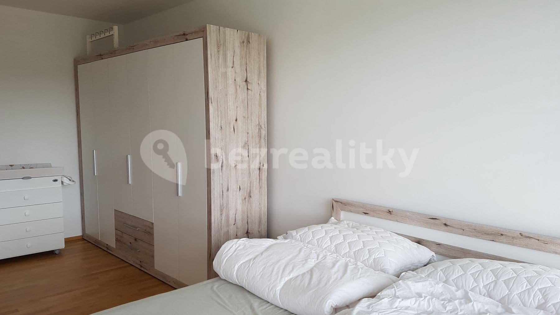 Prenájom bytu 2-izbový 61 m², Mokropeská, Černošice, Středočeský kraj Prenájom bytu 2-izbový 61 m², Mokropeská, Černošice, Středočeský kraj