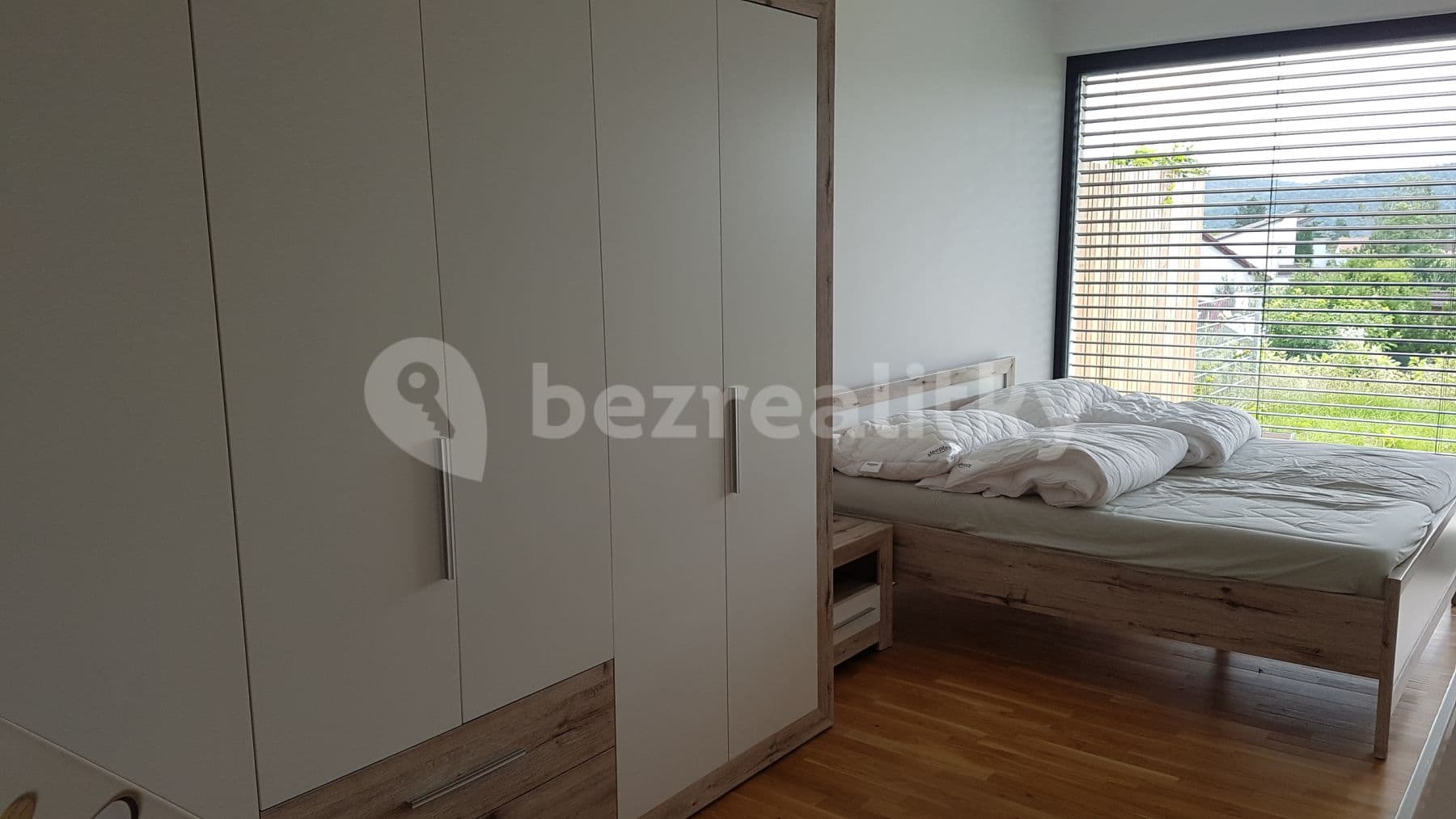 Prenájom bytu 2-izbový 61 m², Mokropeská, Černošice, Středočeský kraj Prenájom bytu 2-izbový 61 m², Mokropeská, Černošice, Středočeský kraj