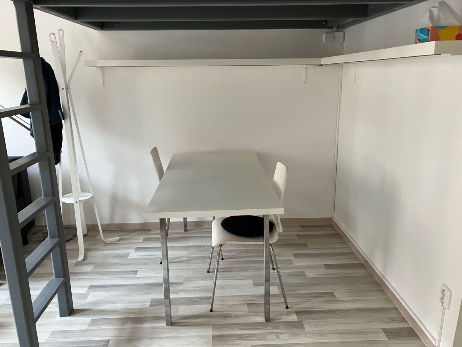 Prenájom bytu 1-izbový 33 m², Bubenská, Praha, Praha Prenájom bytu 1-izbový 33 m², Bubenská, Praha, Praha