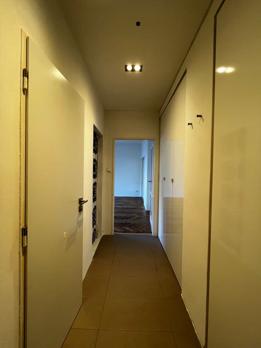 Prenájom bytu 2-izbový 58 m², Nad Primaskou, Praha, Praha Prenájom bytu 2-izbový 58 m², Nad Primaskou, Praha, Praha