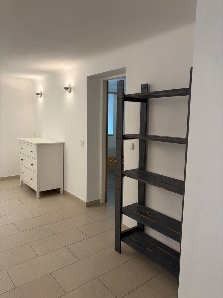 Prenájom bytu 2-izbový 50 m², Tomická, Praha, Praha Prenájom bytu 2-izbový 50 m², Tomická, Praha, Praha