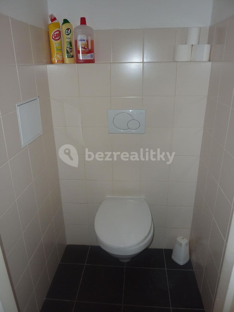 Prenájom bytu Garsoniéra 34 m², Kostelecká, Sulice, Středočeský kraj Prenájom bytu Garsoniéra 34 m², Kostelecká, Sulice, Středočeský kraj