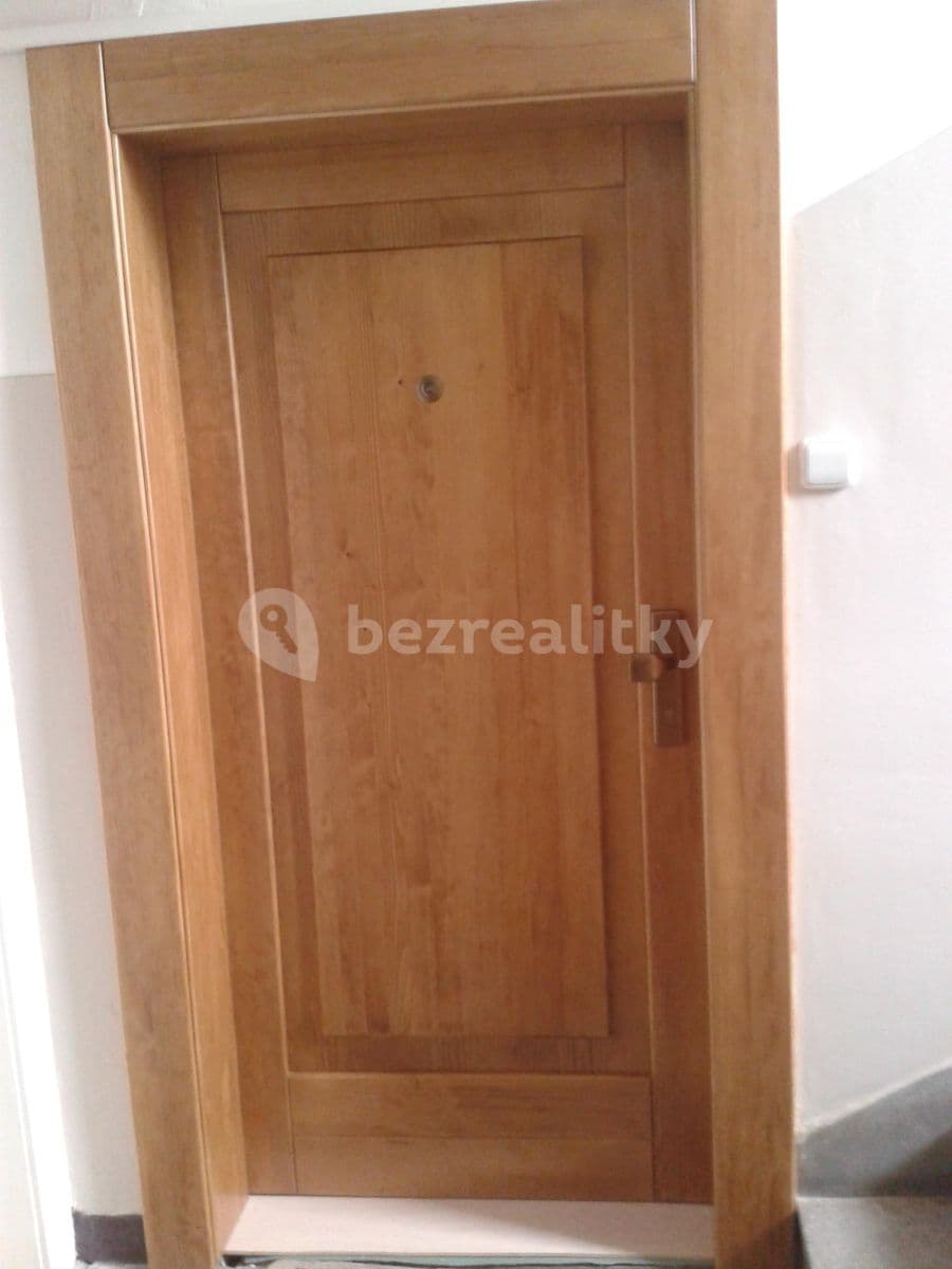 Prenájom bytu 1-izbový 45 m², Starodružiníků, Olomouc, Olomoucký kraj Prenájom bytu 1-izbový 45 m², Starodružiníků, Olomouc, Olomoucký kraj