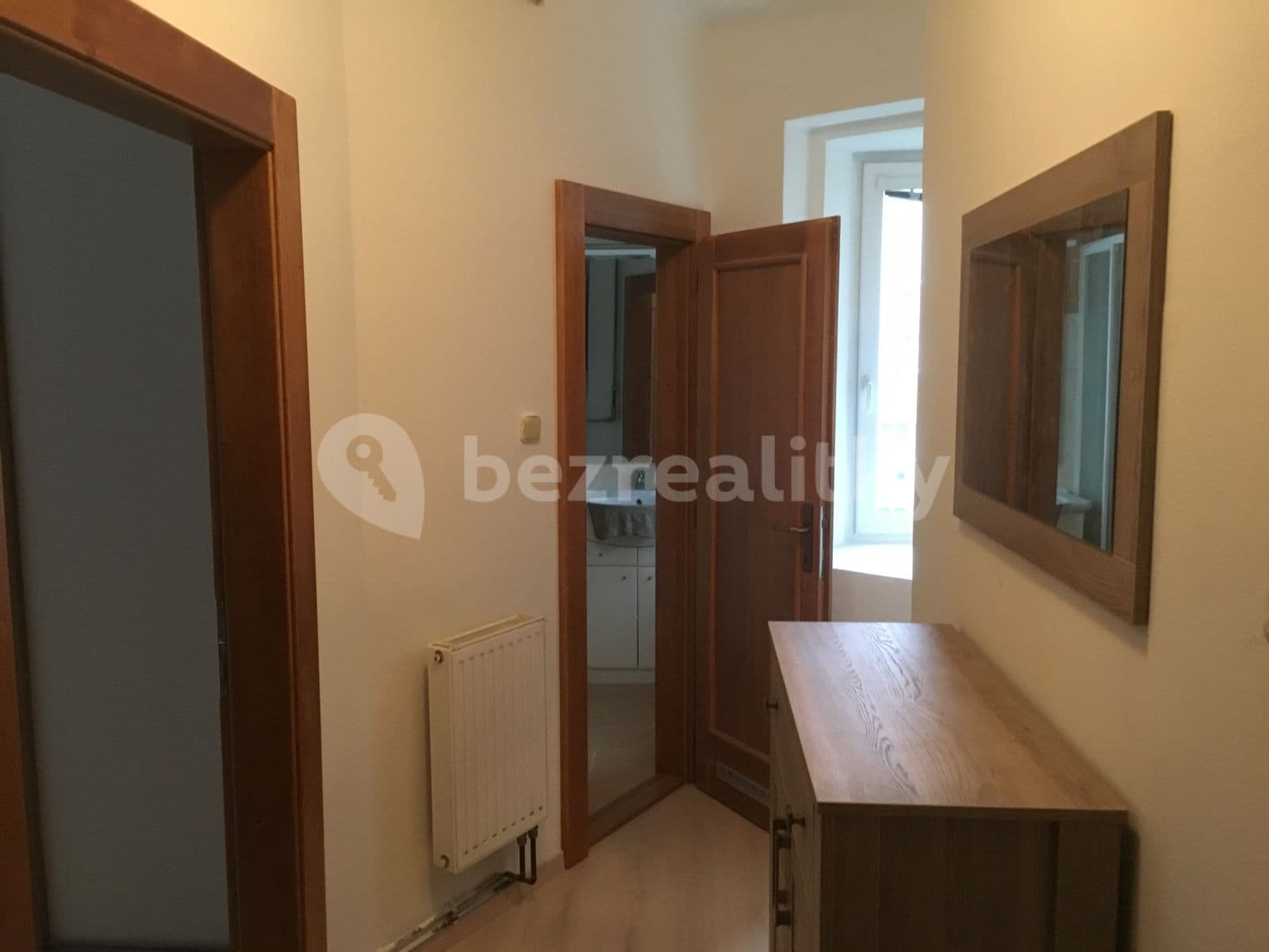 Prenájom bytu 1-izbový 45 m², Starodružiníků, Olomouc, Olomoucký kraj Prenájom bytu 1-izbový 45 m², Starodružiníků, Olomouc, Olomoucký kraj