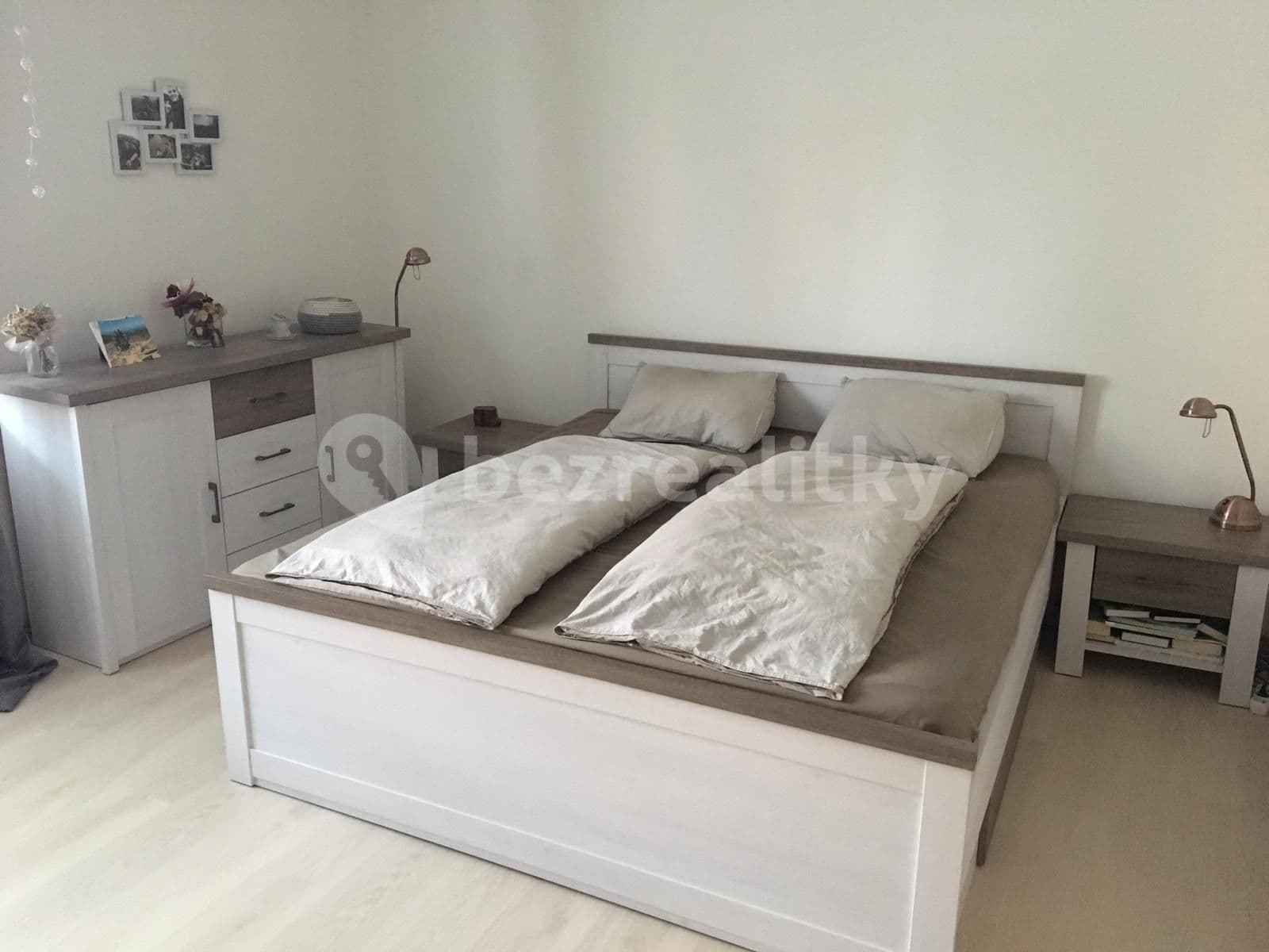 Prenájom bytu 1-izbový 45 m², Starodružiníků, Olomouc, Olomoucký kraj Prenájom bytu 1-izbový 45 m², Starodružiníků, Olomouc, Olomoucký kraj