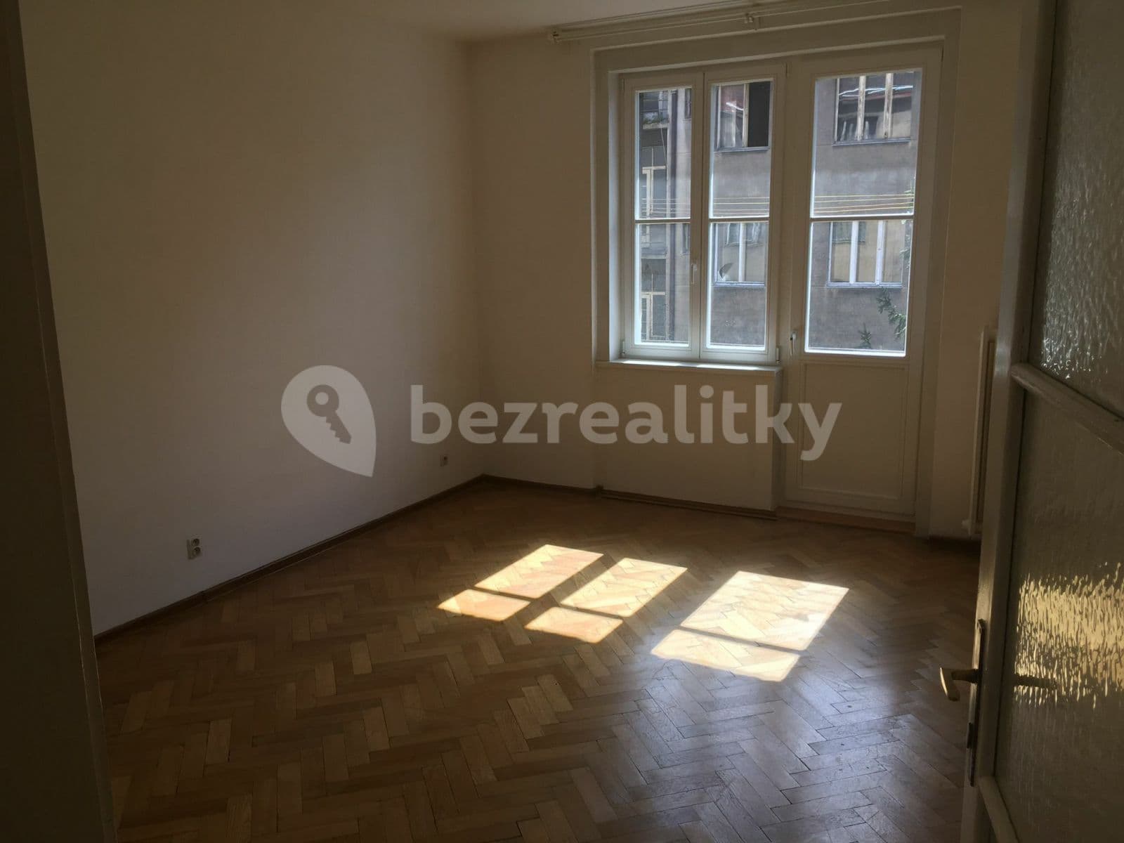 Prenájom bytu 2-izbový 55 m², Kouřimská, Praha, Praha Prenájom bytu 2-izbový 55 m², Kouřimská, Praha, Praha