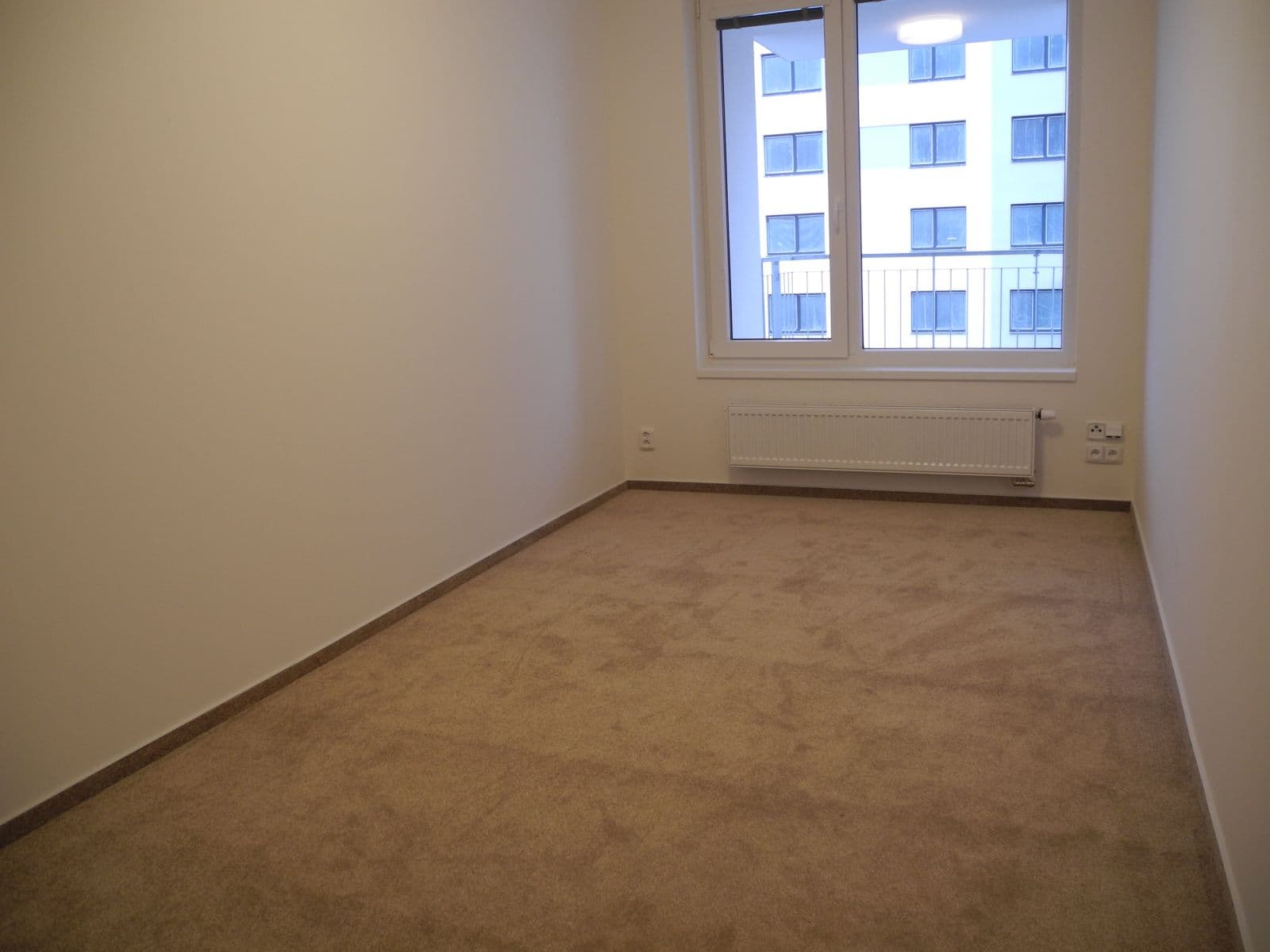 Prenájom bytu 2-izbový 50 m², Padovská, Praha, Praha Prenájom bytu 2-izbový 50 m², Padovská, Praha, Praha