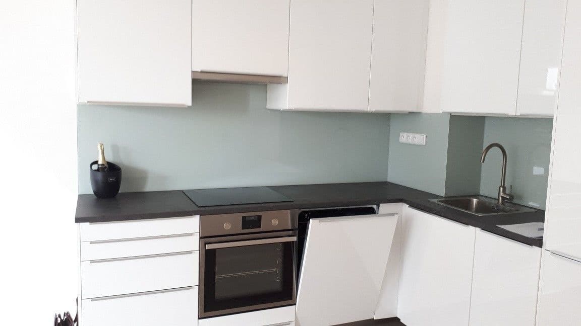 Prenájom bytu 2-izbový 50 m², Padovská, Praha, Praha Prenájom bytu 2-izbový 50 m², Padovská, Praha, Praha