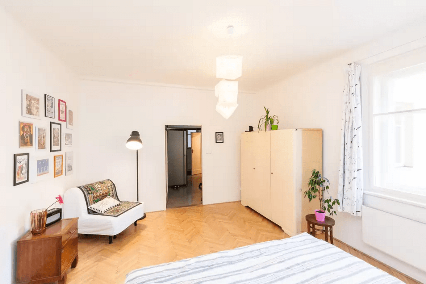 Prenájom bytu 2-izbový 60 m², Jateční, Praha, Praha Prenájom bytu 2-izbový 60 m², Jateční, Praha, Praha