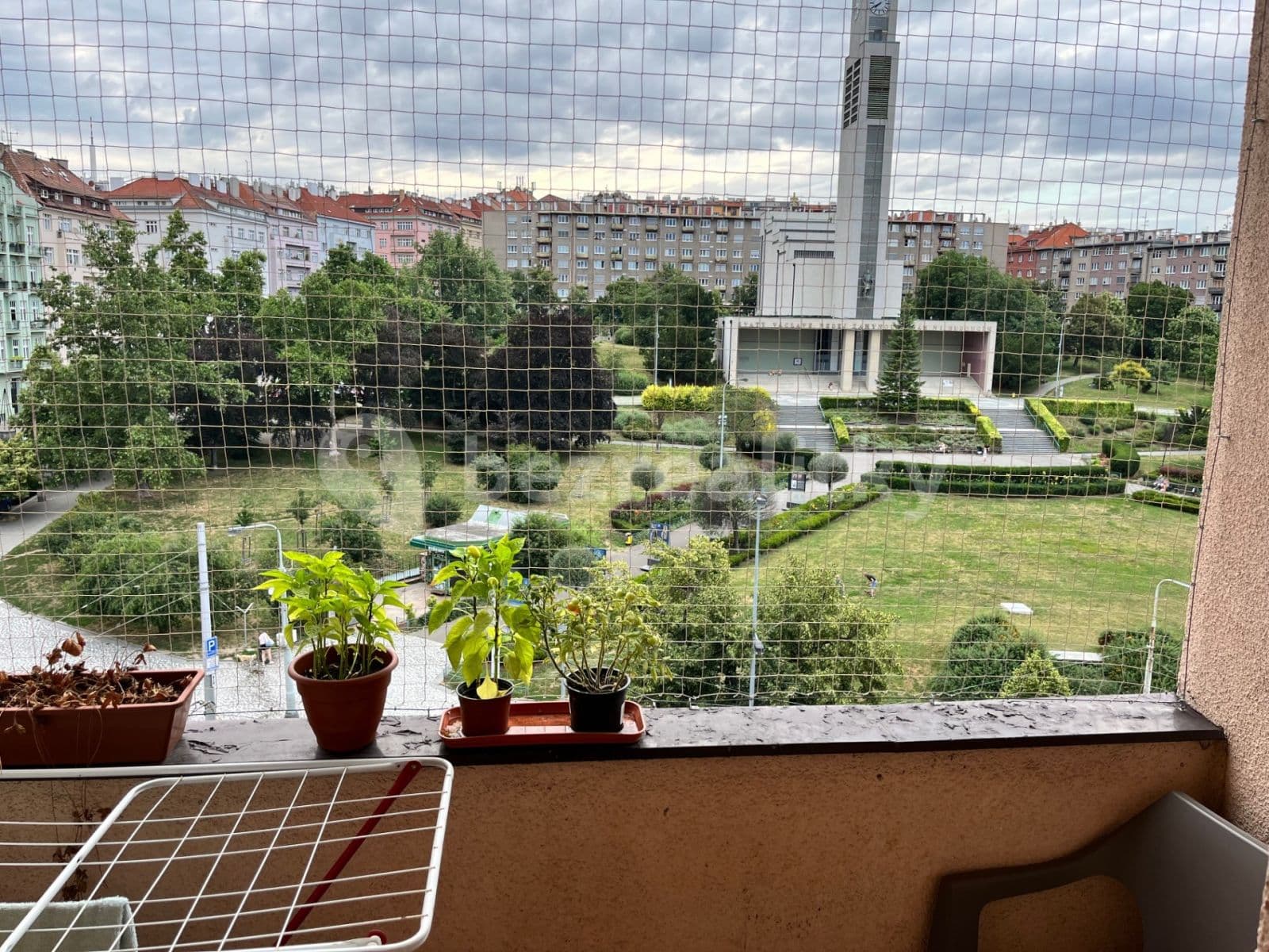 Prenájom bytu 5-izbový 10 m², Moskevská, Praha, Praha Prenájom bytu 5-izbový 10 m², Moskevská, Praha, Praha