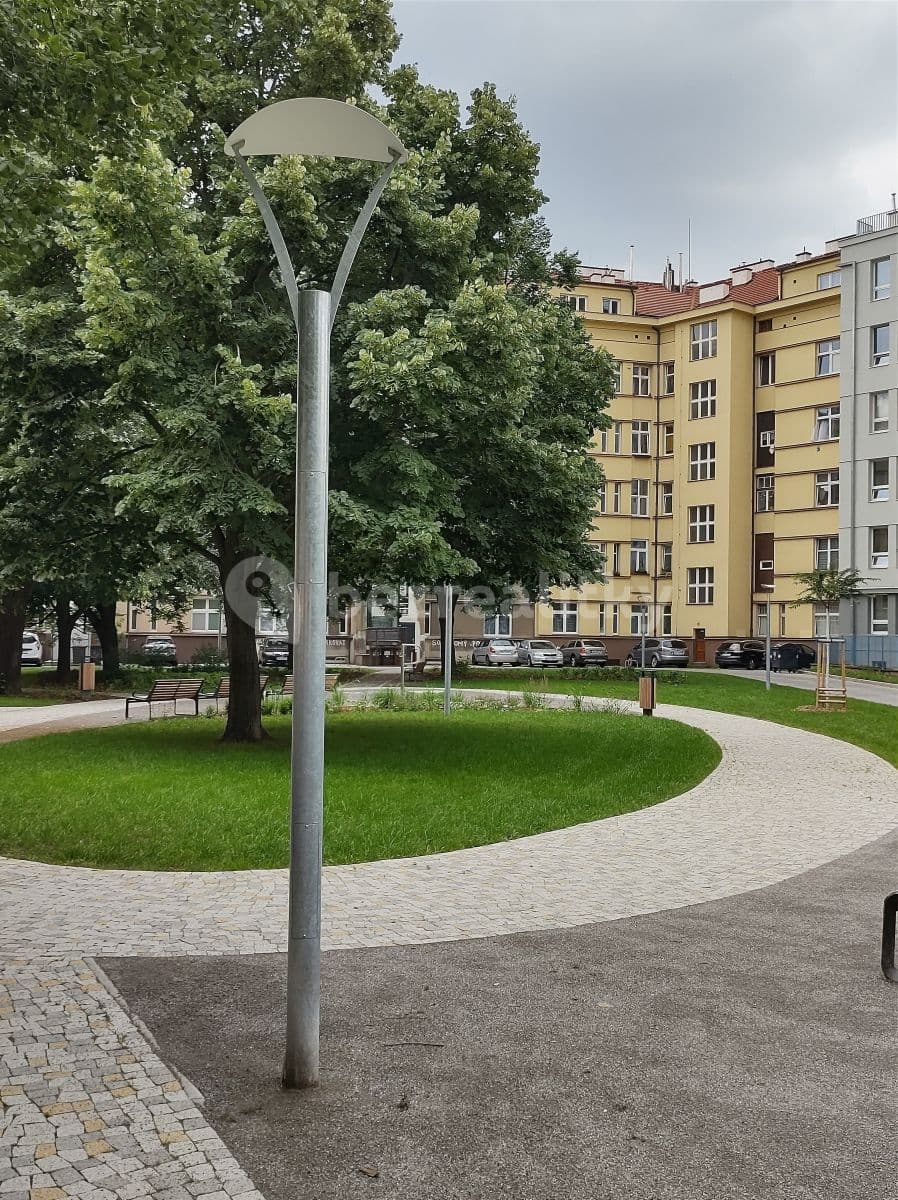 Prenájom bytu 2-izbový 45 m², U Pergamenky, Praha, Praha Prenájom bytu 2-izbový 45 m², U Pergamenky, Praha, Praha