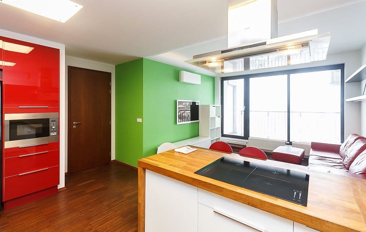 Prenájom bytu 2-izbový 65 m², Praha, Praha Prenájom bytu 2-izbový 65 m², Praha, Praha