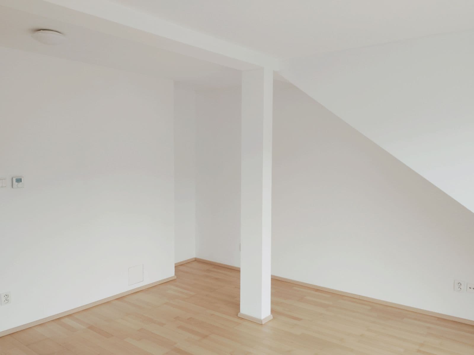 Prenájom bytu 1-izbový 44 m², Hutařova, Brno, Jihomoravský kraj Prenájom bytu 1-izbový 44 m², Hutařova, Brno, Jihomoravský kraj