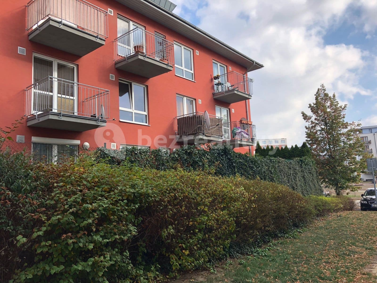 Prenájom bytu 3-izbový 95 m², U Včely, Praha, Praha Prenájom bytu 3-izbový 95 m², U Včely, Praha, Praha