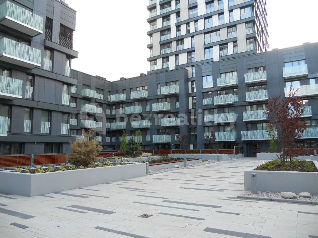 Prenájom bytu 1-izbový 28 m², Olšanská, Praha, Praha Prenájom bytu 1-izbový 28 m², Olšanská, Praha, Praha