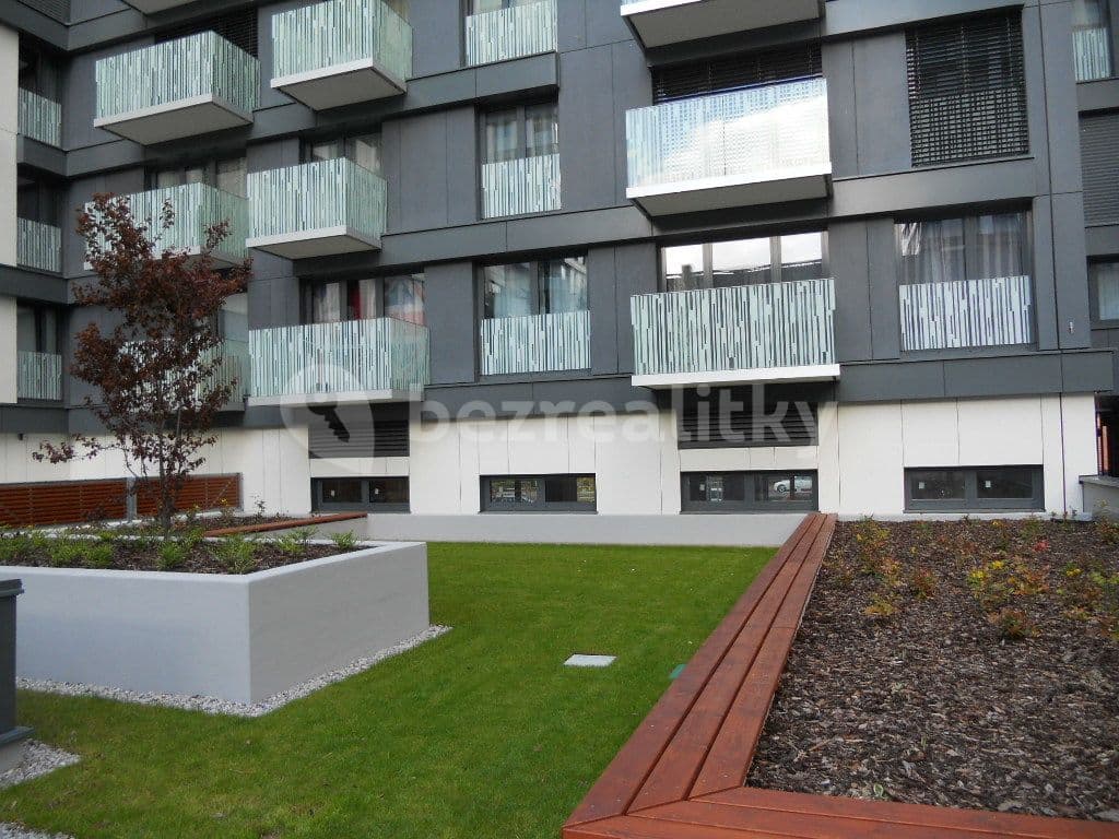Prenájom bytu 1-izbový 28 m², Olšanská, Praha, Praha Prenájom bytu 1-izbový 28 m², Olšanská, Praha, Praha
