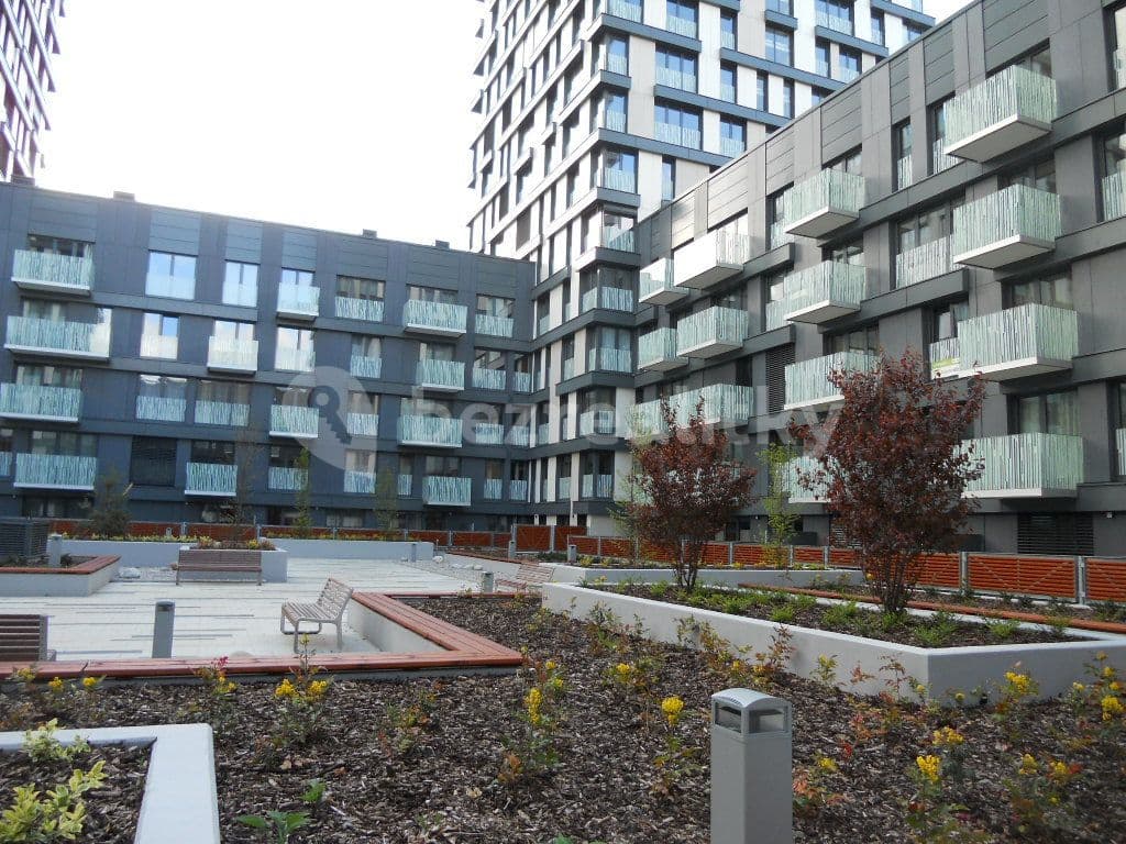 Prenájom bytu 1-izbový 28 m², Olšanská, Praha, Praha Prenájom bytu 1-izbový 28 m², Olšanská, Praha, Praha