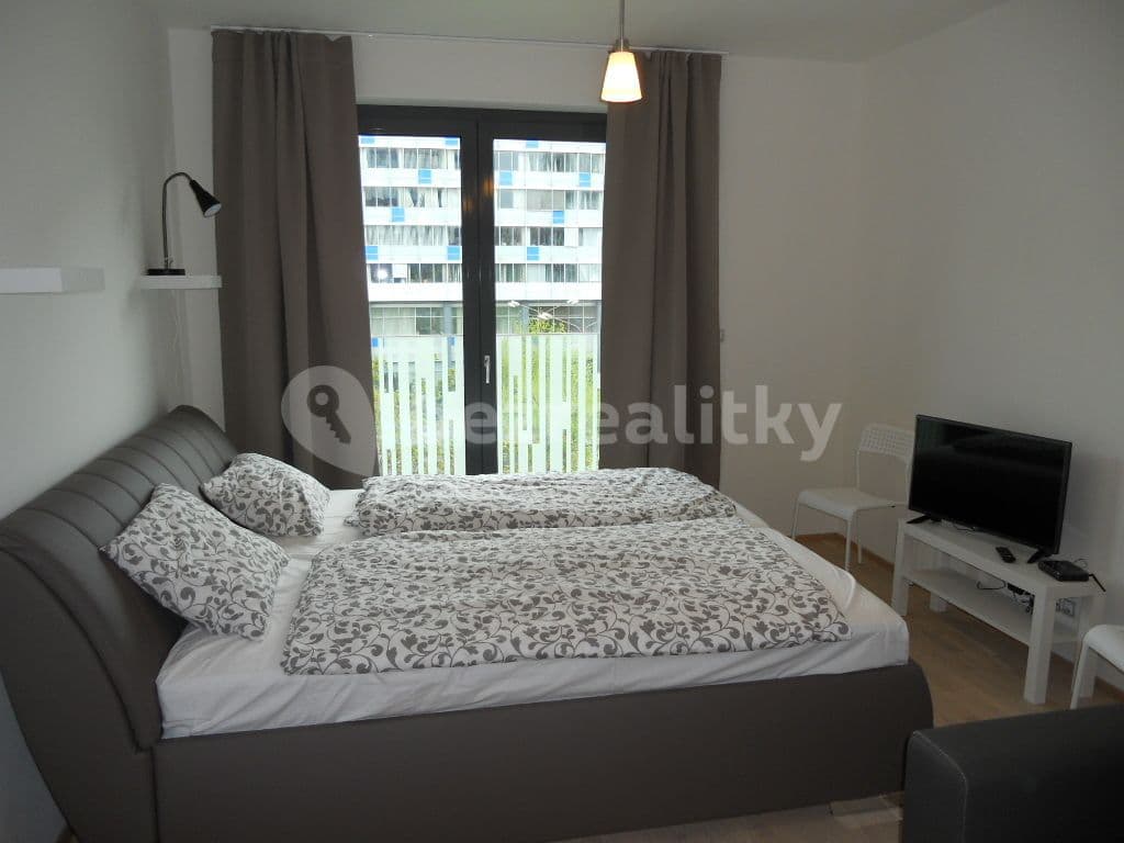 Prenájom bytu 1-izbový 28 m², Olšanská, Praha, Praha Prenájom bytu 1-izbový 28 m², Olšanská, Praha, Praha