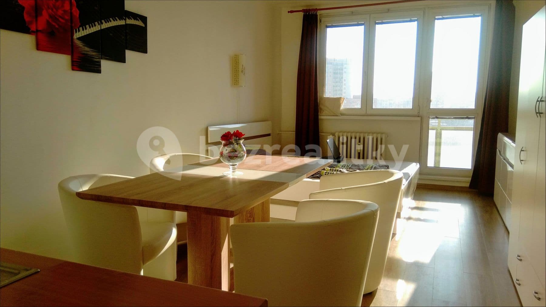 Prenájom bytu 1-izbový 28 m², Gen. Píky, Ostrava, Moravskoslezský kraj Prenájom bytu 1-izbový 28 m², Gen. Píky, Ostrava, Moravskoslezský kraj