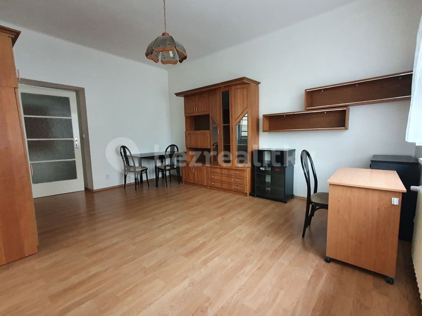 Prenájom bytu 1-izbový 41 m², Terronská, Praha, Praha Prenájom bytu 1-izbový 41 m², Terronská, Praha, Praha