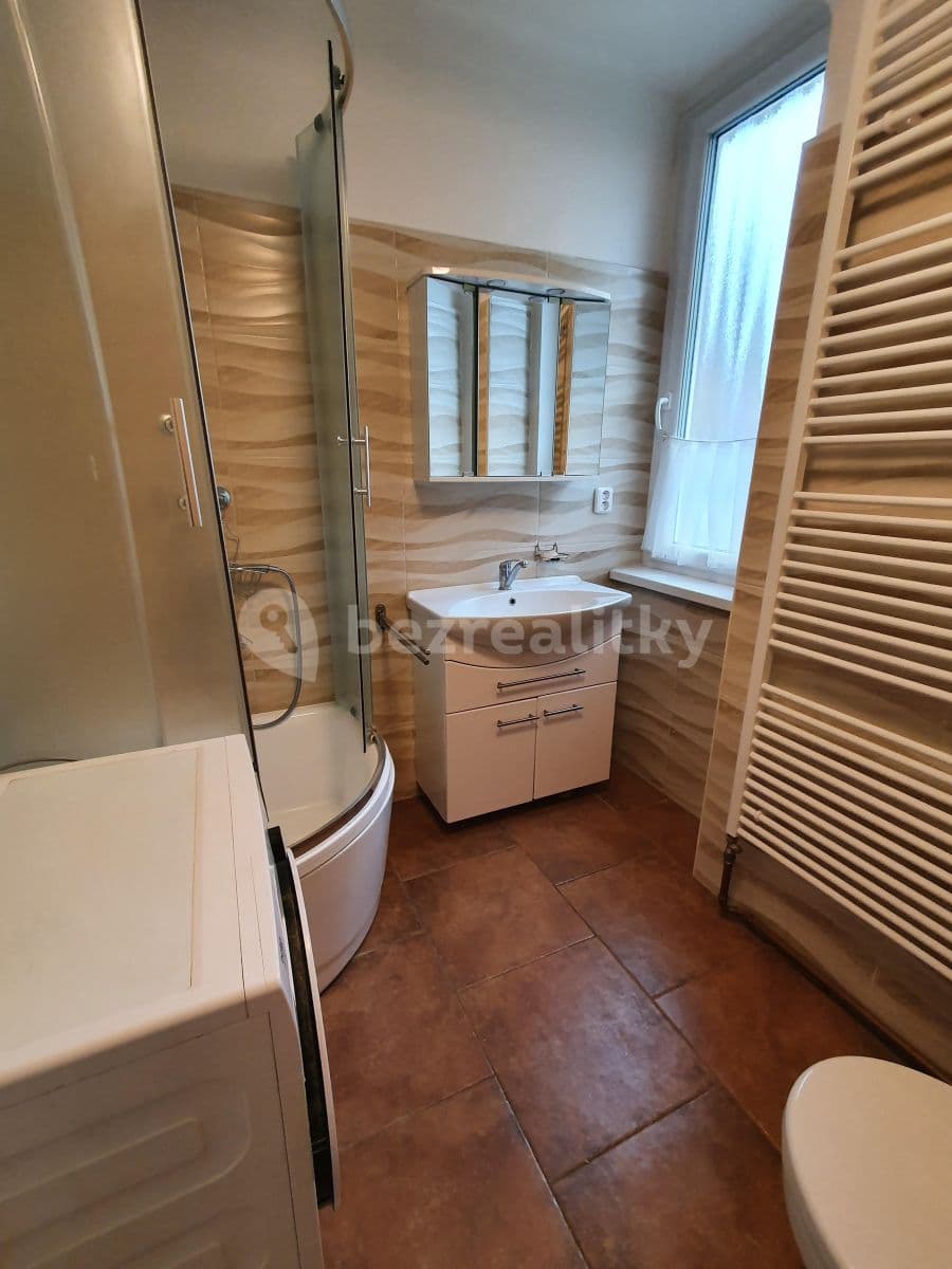 Prenájom bytu 1-izbový 41 m², Terronská, Praha, Praha Prenájom bytu 1-izbový 41 m², Terronská, Praha, Praha