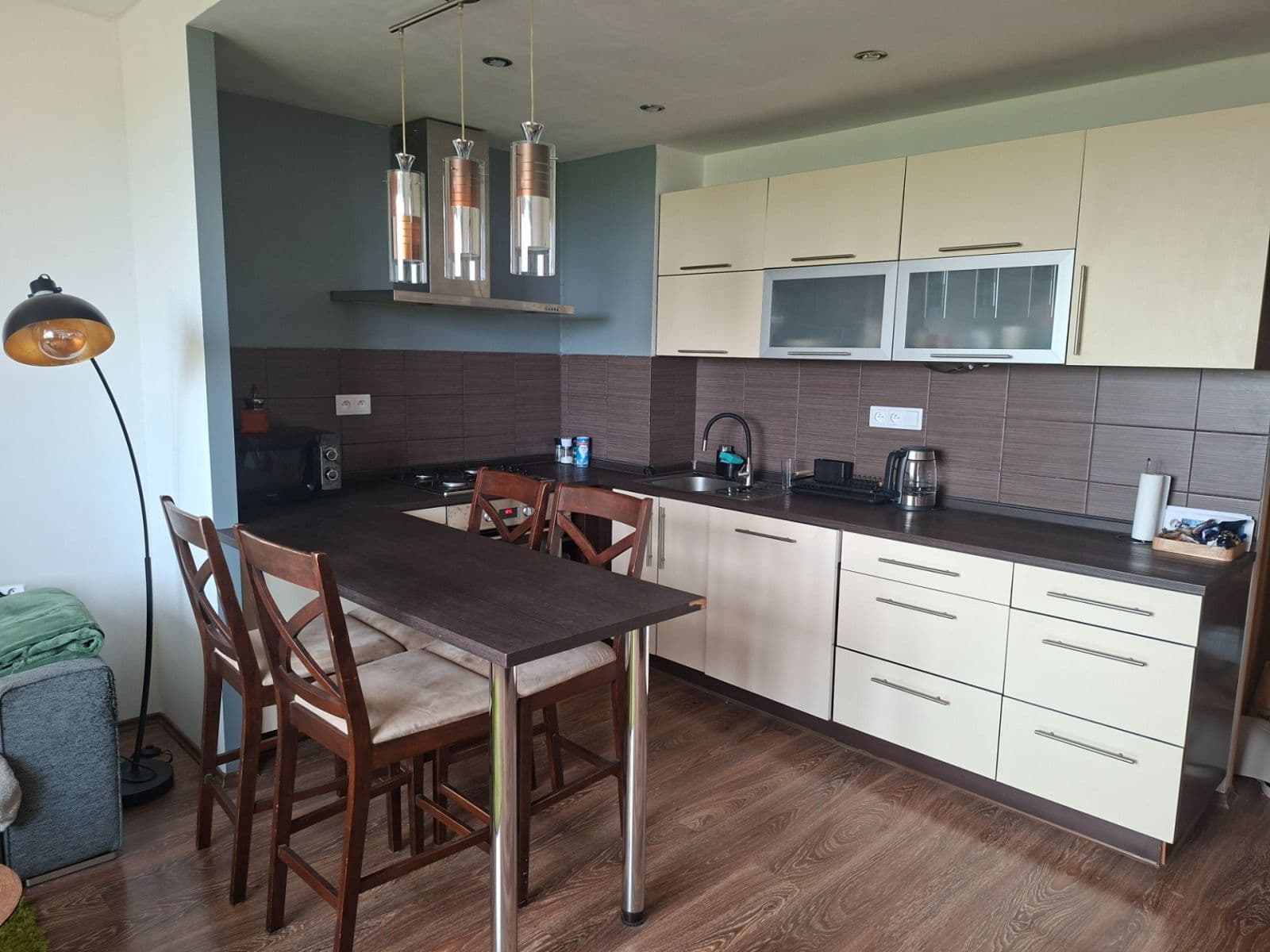 Prenájom bytu 2-izbový 40 m², Krhanická, Praha, Praha Prenájom bytu 2-izbový 40 m², Krhanická, Praha, Praha