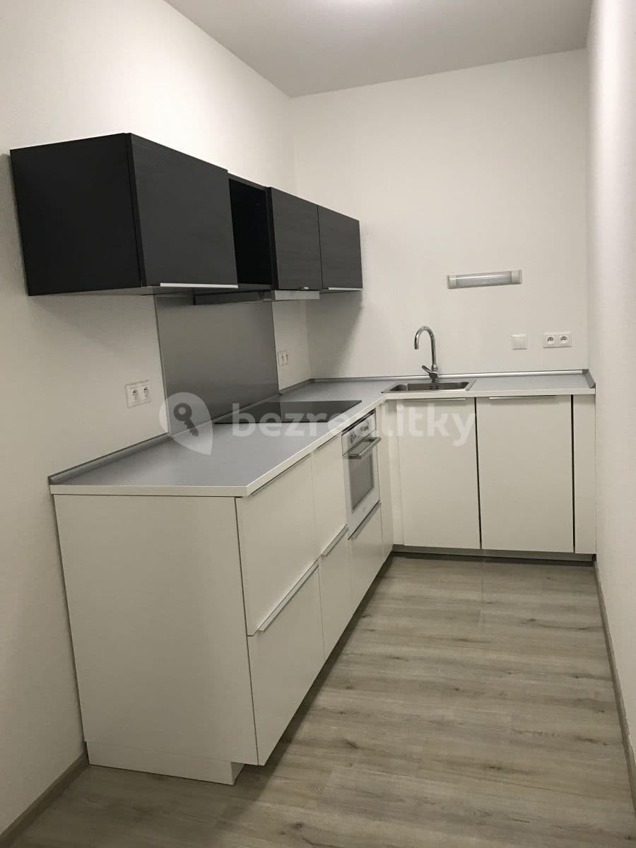 Prenájom bytu 2-izbový 55 m², ulice Generála Selnera, Kladno, Středočeský kraj Prenájom bytu 2-izbový 55 m², ulice Generála Selnera, Kladno, Středočeský kraj