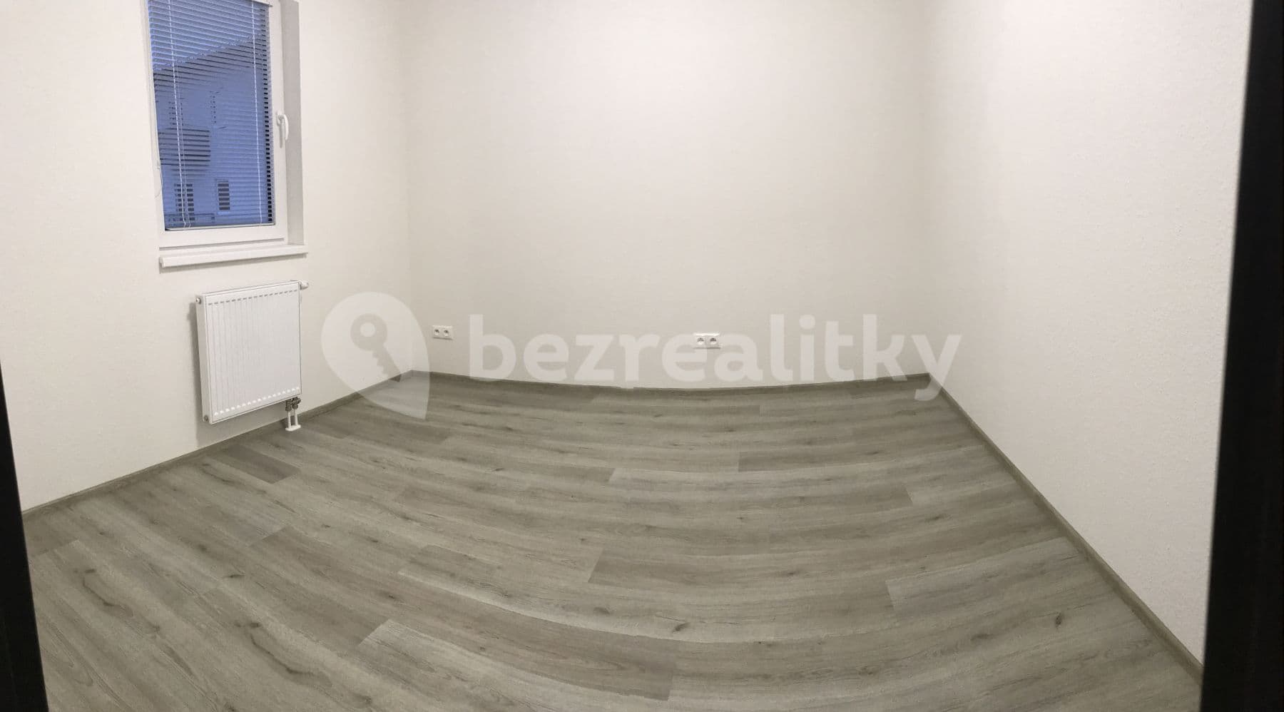 Prenájom bytu 2-izbový 55 m², ulice Generála Selnera, Kladno, Středočeský kraj Prenájom bytu 2-izbový 55 m², ulice Generála Selnera, Kladno, Středočeský kraj
