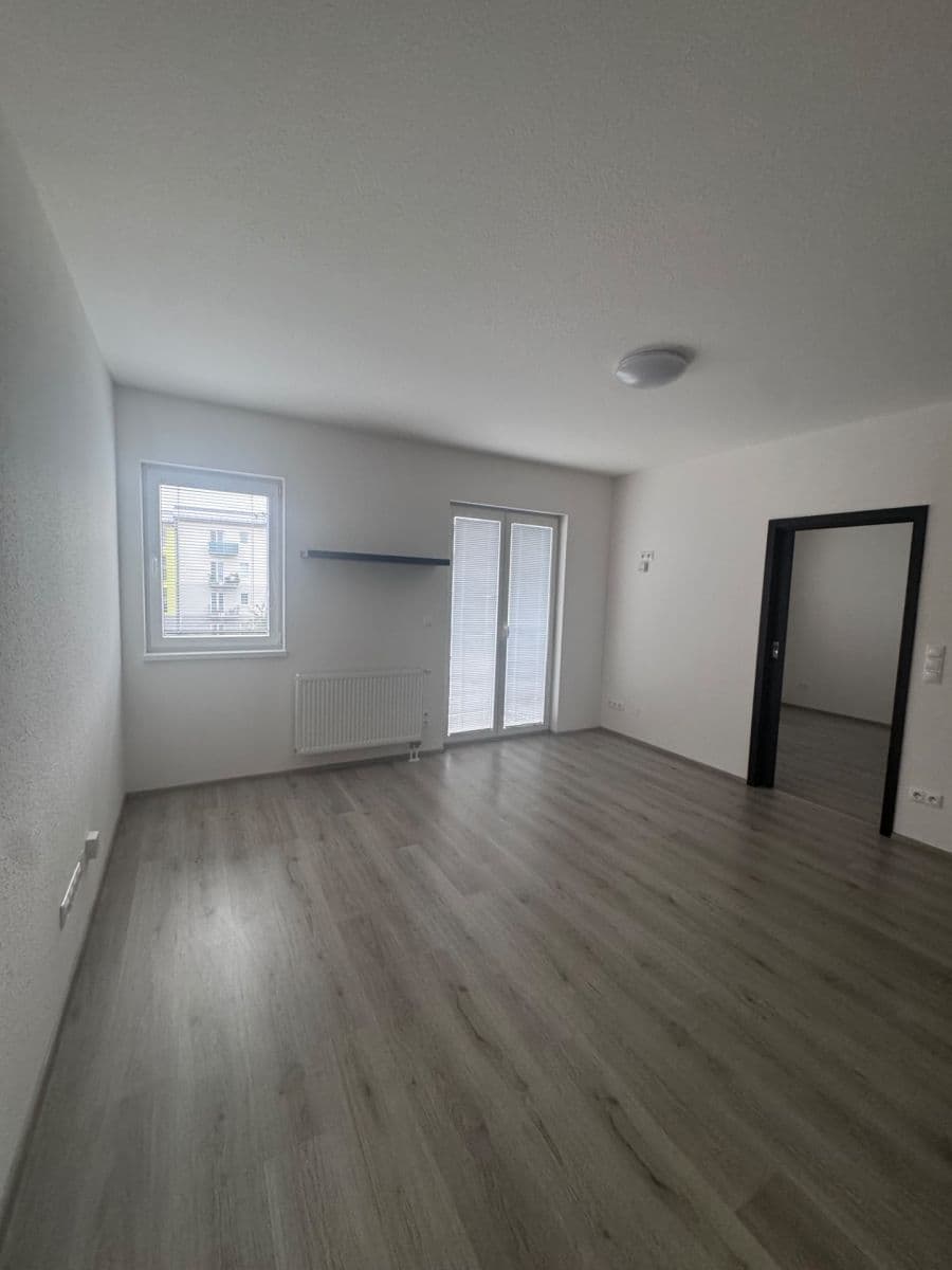 Prenájom bytu 2-izbový 55 m², ulice Generála Selnera, Kladno, Středočeský kraj Prenájom bytu 2-izbový 55 m², ulice Generála Selnera, Kladno, Středočeský kraj