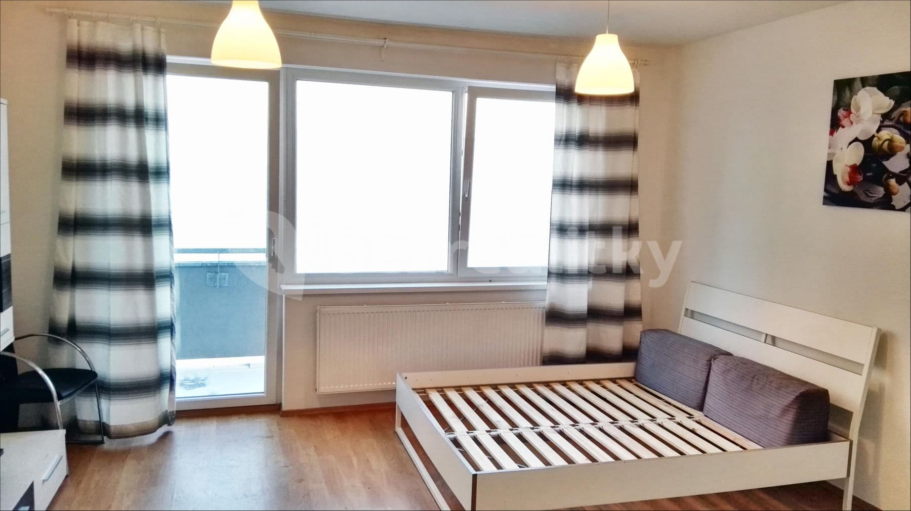 Prenájom bytu 1-izbový 38 m², Modenská, Praha, Praha Prenájom bytu 1-izbový 38 m², Modenská, Praha, Praha