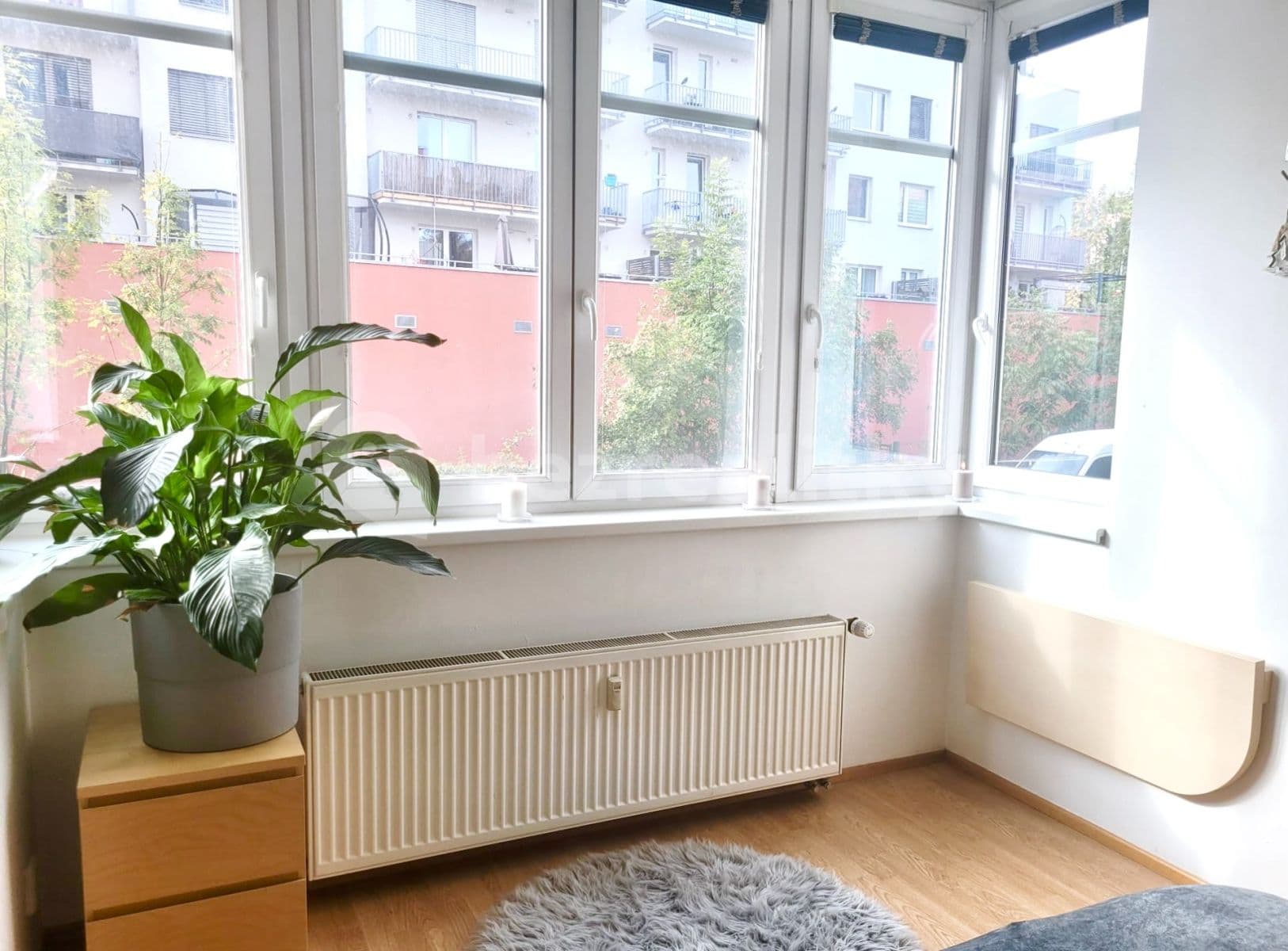 Prenájom bytu 2-izbový 41 m², Mattioliho, Praha, Praha Prenájom bytu 2-izbový 41 m², Mattioliho, Praha, Praha