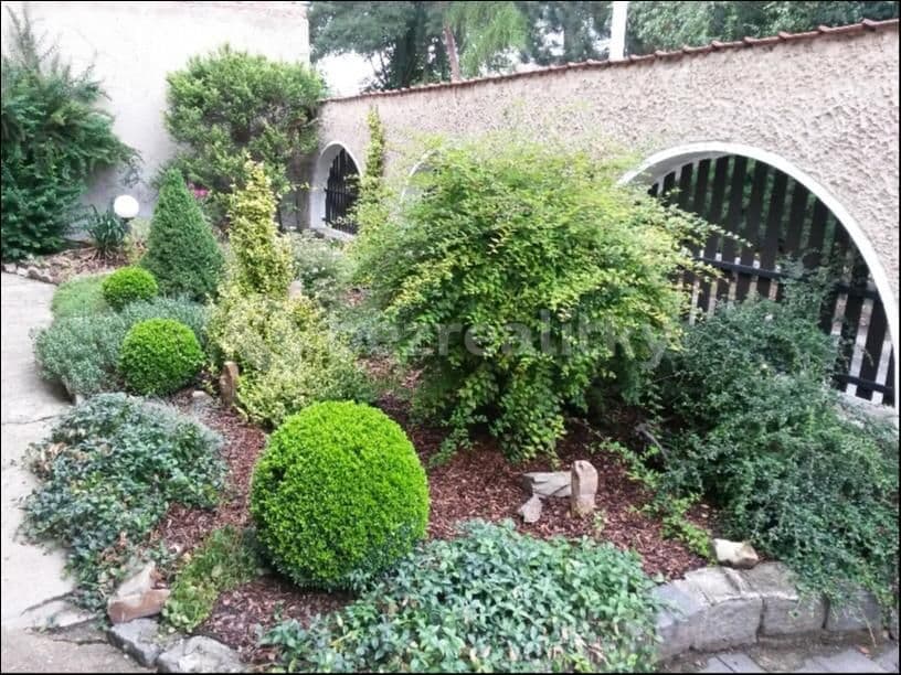 Prenájom bytu 4-izbový 66 m², U Schodů, Praha, Praha Prenájom bytu 4-izbový 66 m², U Schodů, Praha, Praha