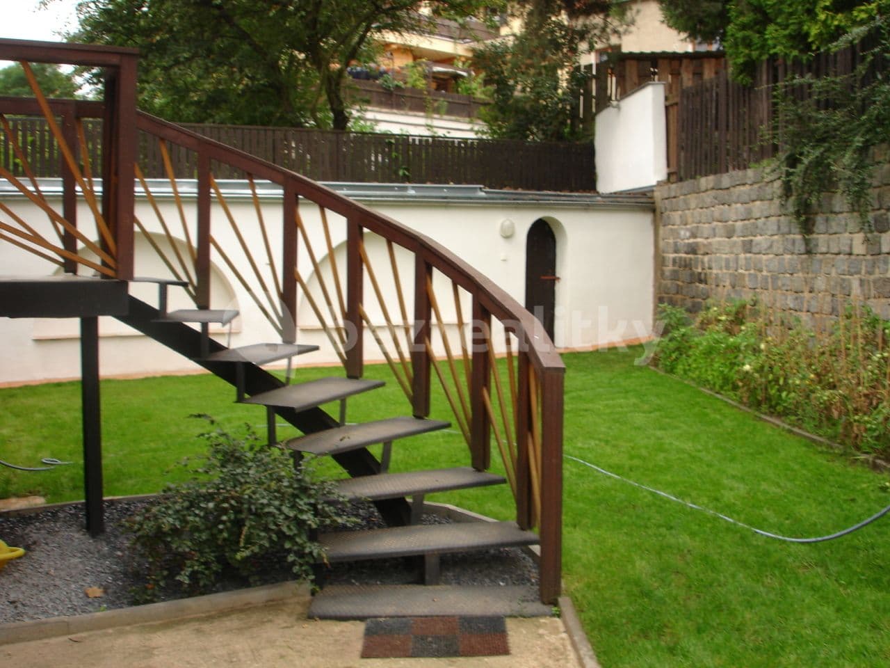 Prenájom bytu 4-izbový 66 m², U Schodů, Praha, Praha Prenájom bytu 4-izbový 66 m², U Schodů, Praha, Praha