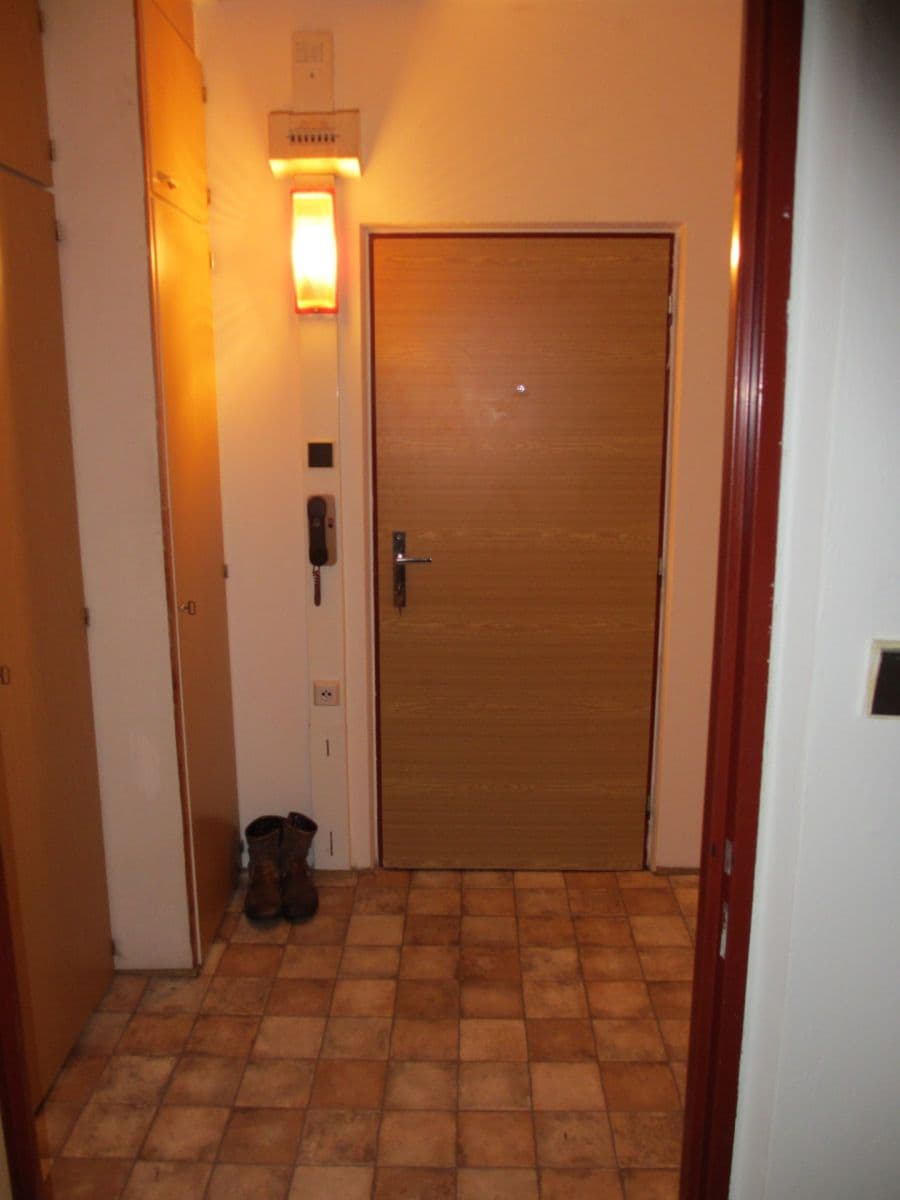 Prenájom bytu 1-izbový 32 m², Hodonínská, Plzeň, Plzeňský kraj Prenájom bytu 1-izbový 32 m², Hodonínská, Plzeň, Plzeňský kraj