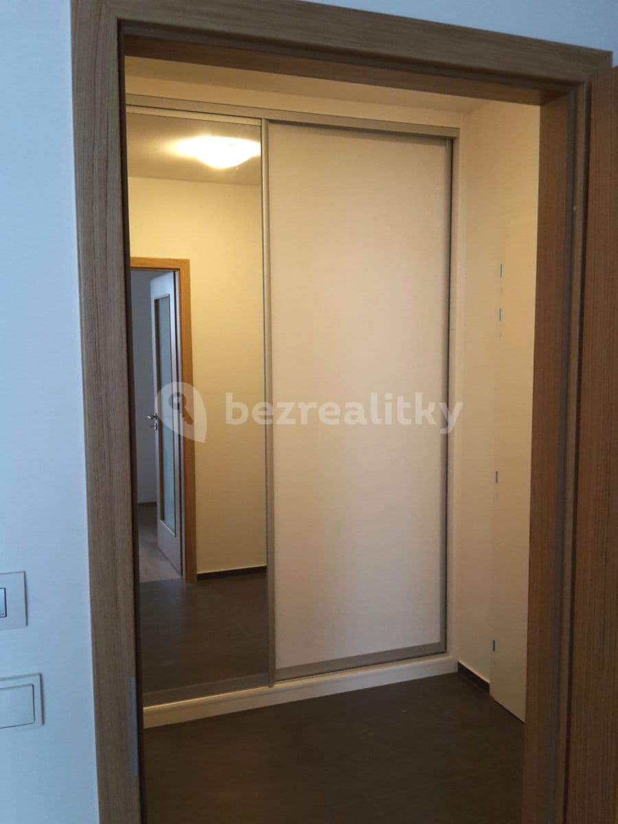 Prenájom bytu 1-izbový 32 m², Čumpelíkova, Praha, Praha Prenájom bytu 1-izbový 32 m², Čumpelíkova, Praha, Praha