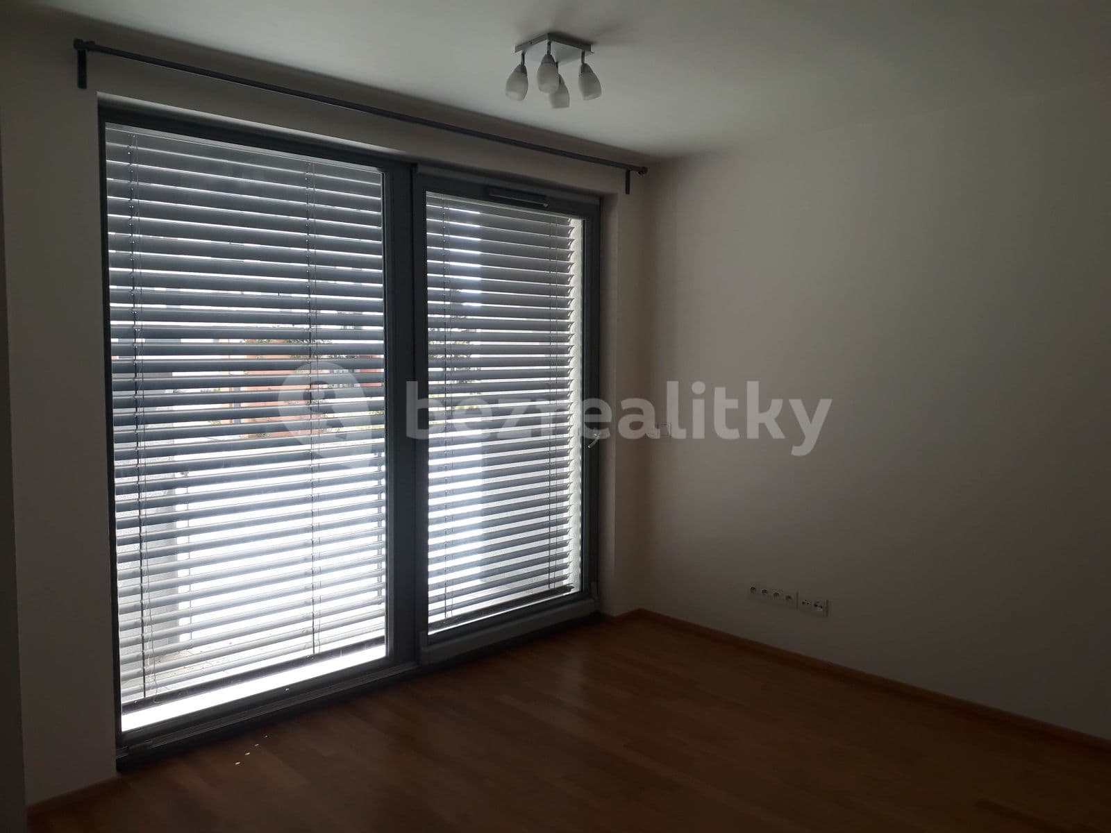 Prenájom bytu 1-izbový 32 m², Čumpelíkova, Praha, Praha Prenájom bytu 1-izbový 32 m², Čumpelíkova, Praha, Praha