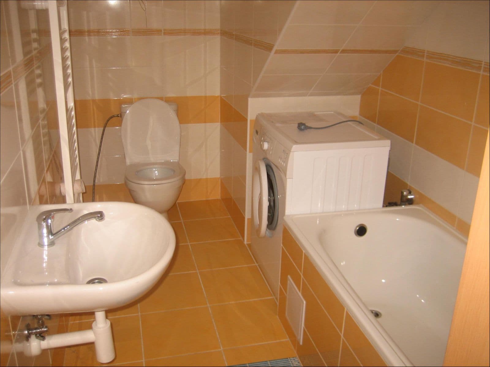 Prenájom bytu 1-izbový 39 m², Serafinova, Ostrava, Moravskoslezský kraj Prenájom bytu 1-izbový 39 m², Serafinova, Ostrava, Moravskoslezský kraj