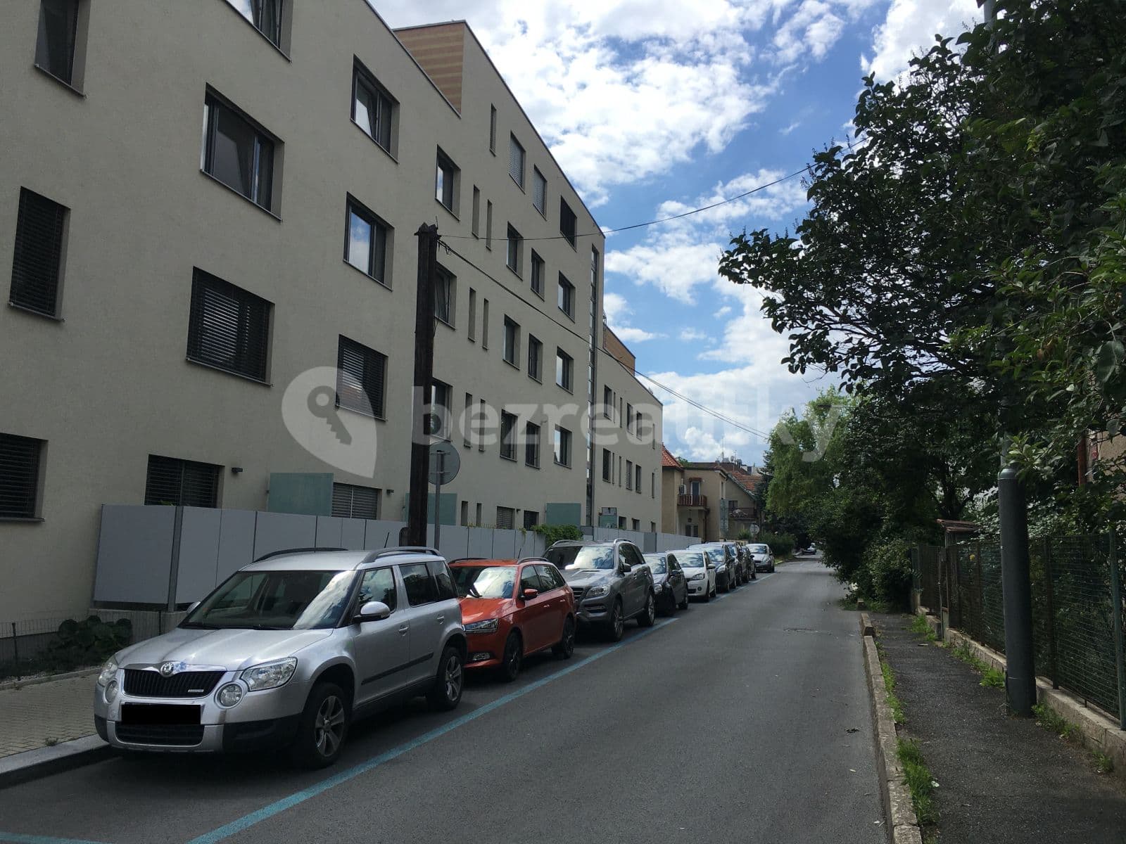 Prenájom bytu 1-izbový 33 m², Pod Jarovem, Praha, Praha Prenájom bytu 1-izbový 33 m², Pod Jarovem, Praha, Praha