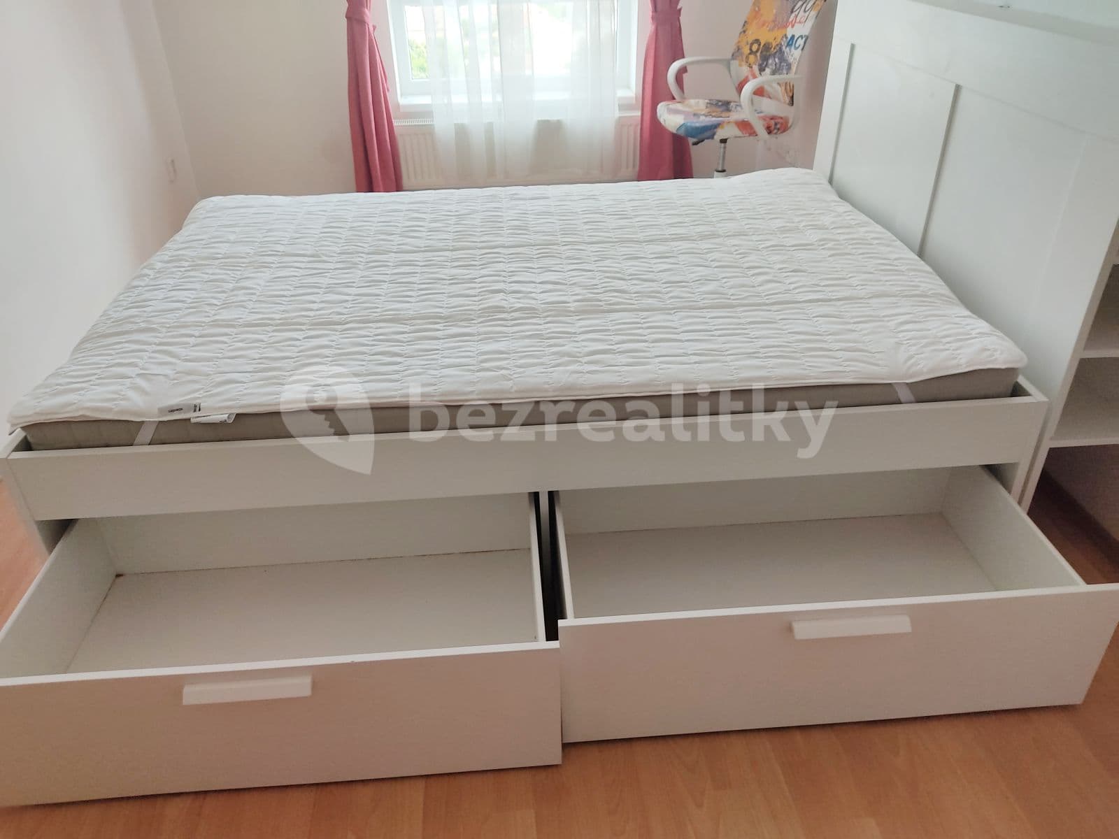 Prenájom bytu 3-izbový 106 m², Otradovická, Praha, Praha Prenájom bytu 3-izbový 106 m², Otradovická, Praha, Praha