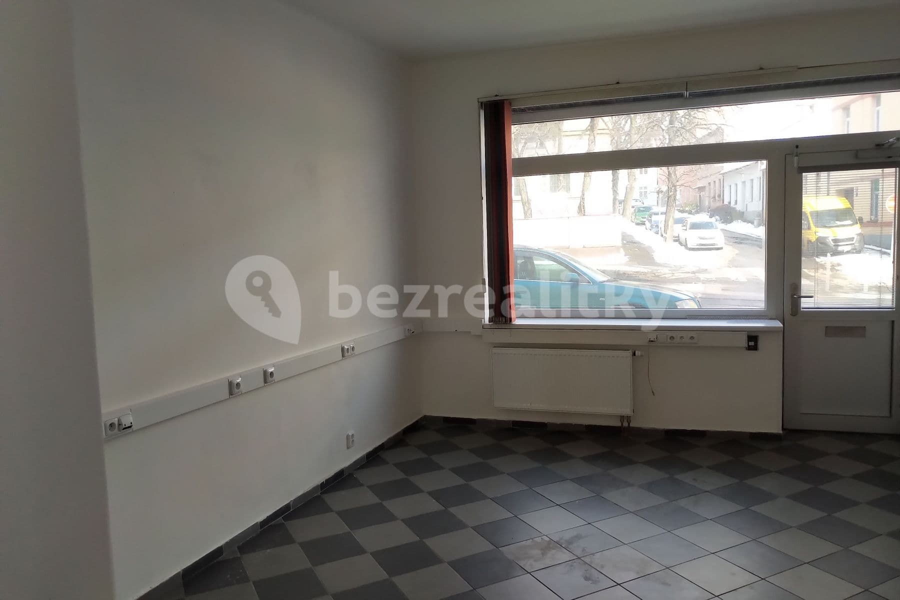 Prenájom nebytového priestoru 85 m², Zenklova, Praha, Praha Prenájom nebytového priestoru 85 m², Zenklova, Praha, Praha
