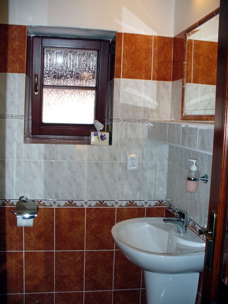 Prenájom bytu 1-izbový 25 m², Na Vinohradu, Praha, Praha Prenájom bytu 1-izbový 25 m², Na Vinohradu, Praha, Praha