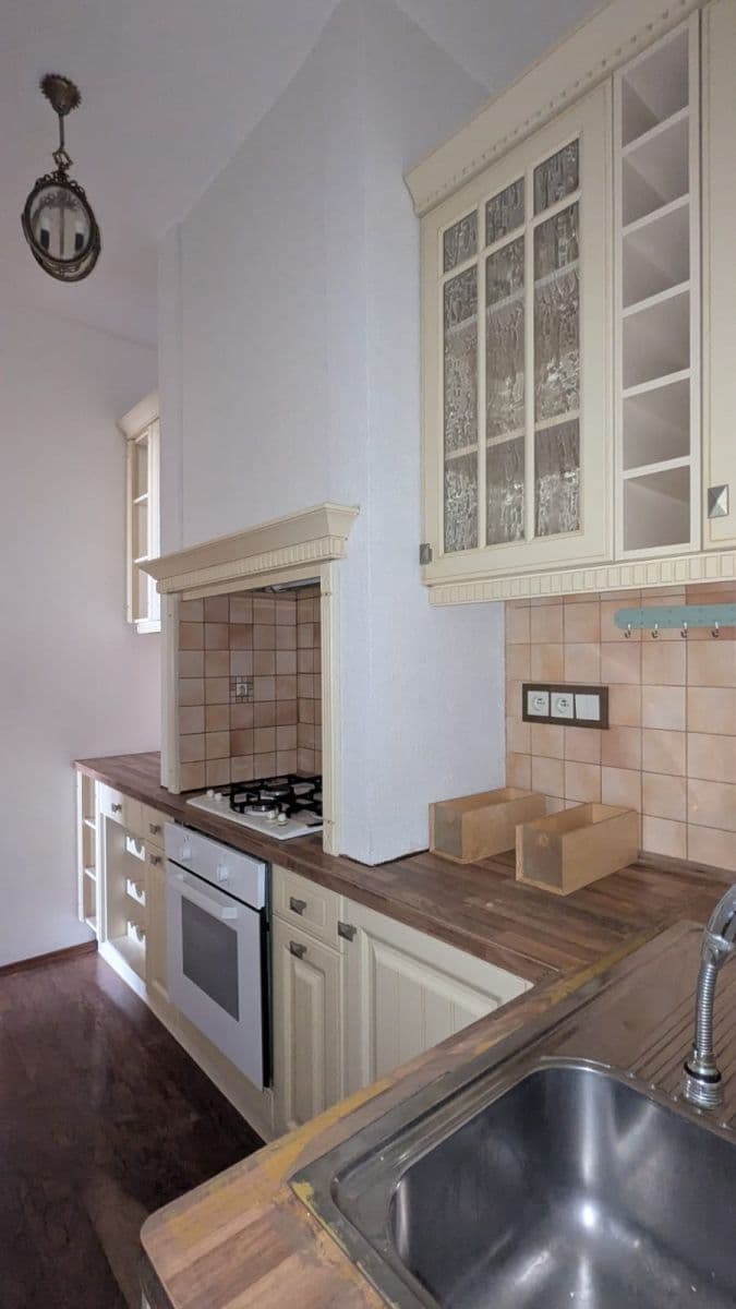 Prenájom bytu 2-izbový 62 m², Kubelíkova, Praha, Praha Prenájom bytu 2-izbový 62 m², Kubelíkova, Praha, Praha