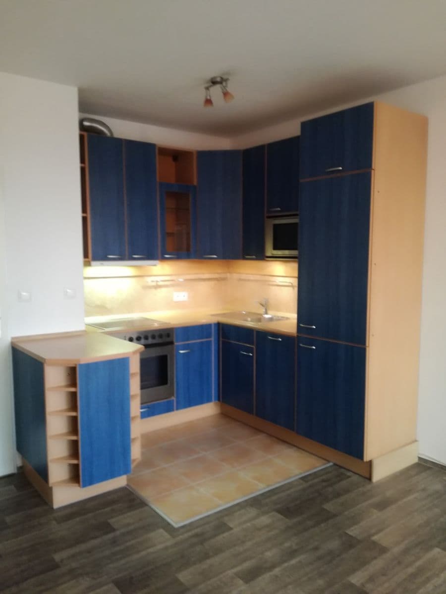 Prenájom bytu 2-izbový 53 m², Zlonická, Praha, Praha Prenájom bytu 2-izbový 53 m², Zlonická, Praha, Praha