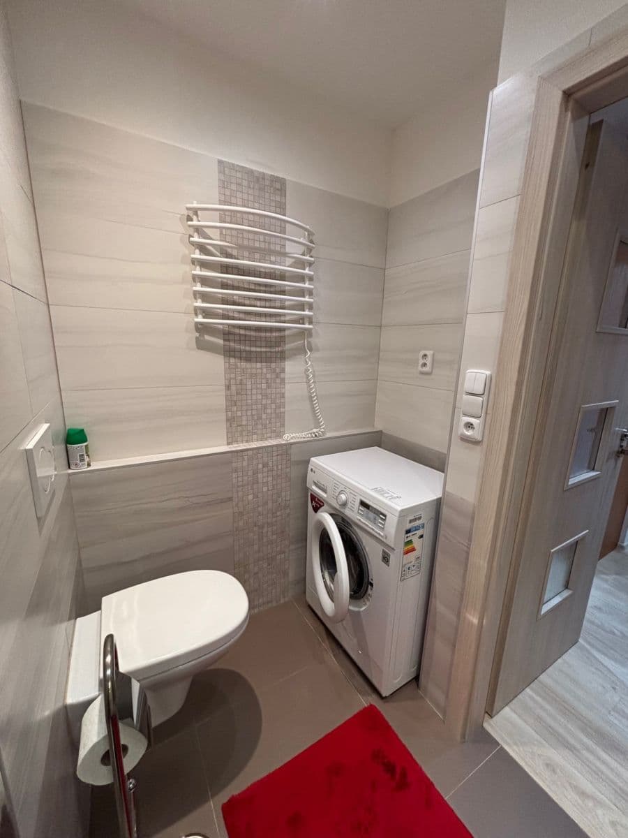 Prenájom bytu 2-izbový 48 m², Brichtova, Praha, Praha Prenájom bytu 2-izbový 48 m², Brichtova, Praha, Praha