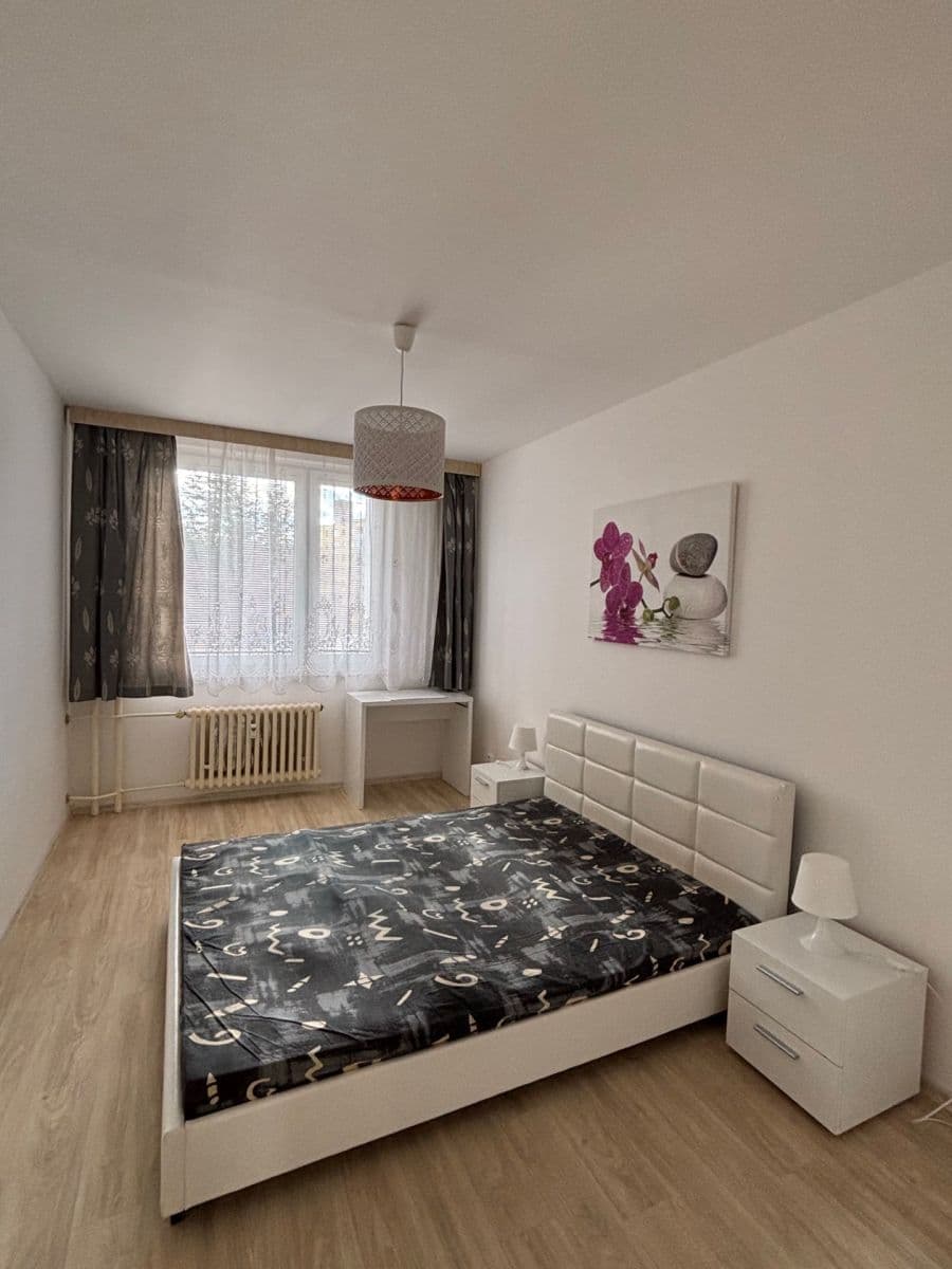 Prenájom bytu 2-izbový 48 m², Brichtova, Praha, Praha Prenájom bytu 2-izbový 48 m², Brichtova, Praha, Praha