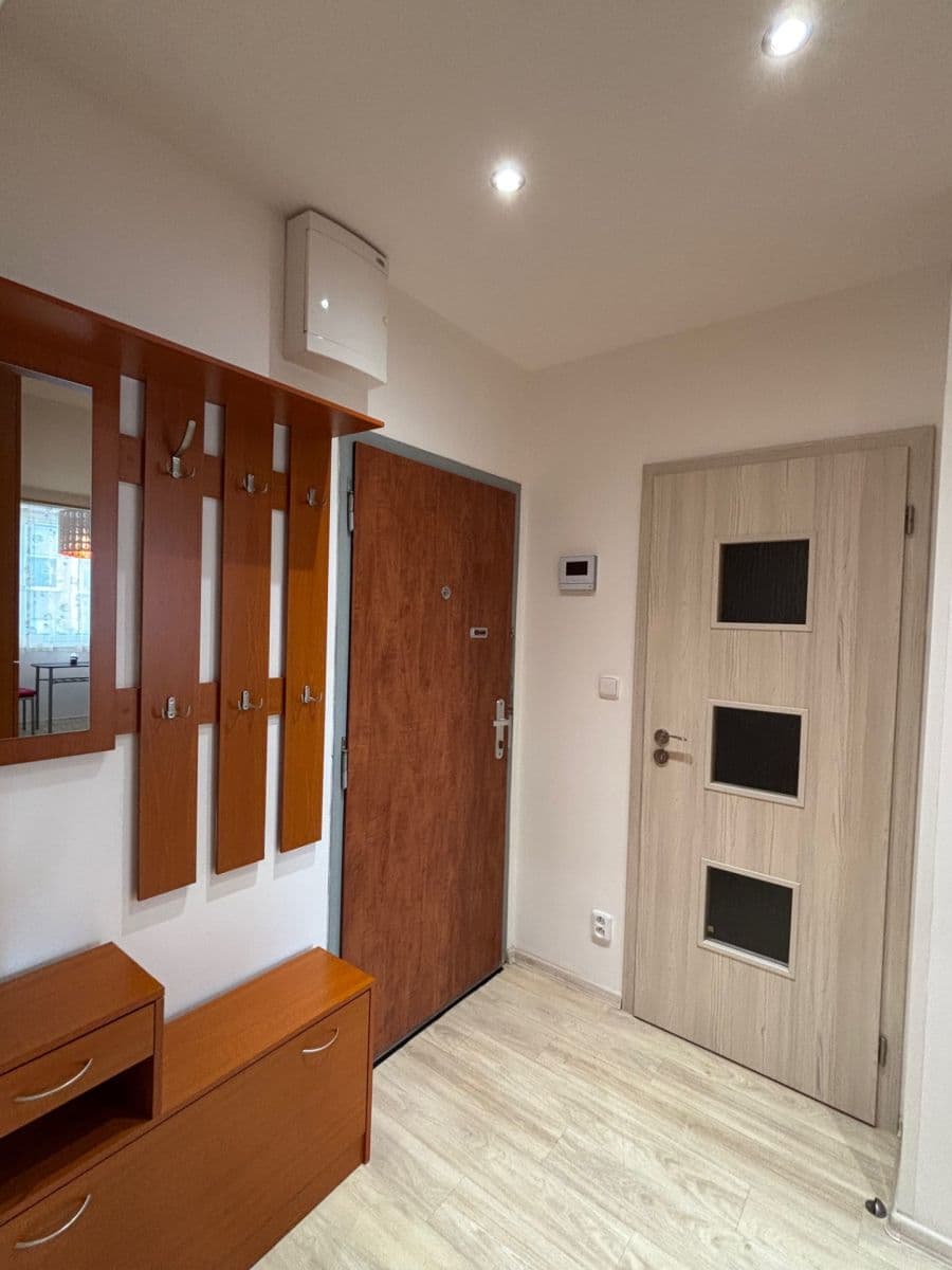 Prenájom bytu 2-izbový 48 m², Brichtova, Praha, Praha Prenájom bytu 2-izbový 48 m², Brichtova, Praha, Praha
