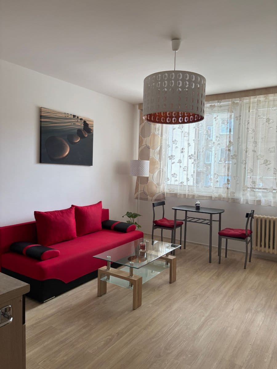 Prenájom bytu 2-izbový 48 m², Brichtova, Praha, Praha Prenájom bytu 2-izbový 48 m², Brichtova, Praha, Praha