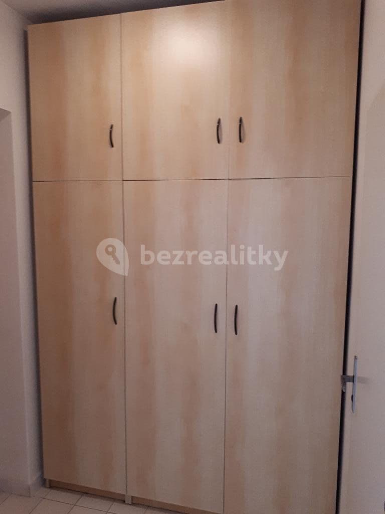 Prenájom bytu 1-izbový 36 m², Družstevní, Chlumec nad Cidlinou, Královéhradecký kraj Prenájom bytu 1-izbový 36 m², Družstevní, Chlumec nad Cidlinou, Královéhradecký kraj