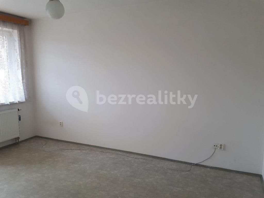 Prenájom bytu 1-izbový 36 m², Družstevní, Chlumec nad Cidlinou, Královéhradecký kraj Prenájom bytu 1-izbový 36 m², Družstevní, Chlumec nad Cidlinou, Královéhradecký kraj
