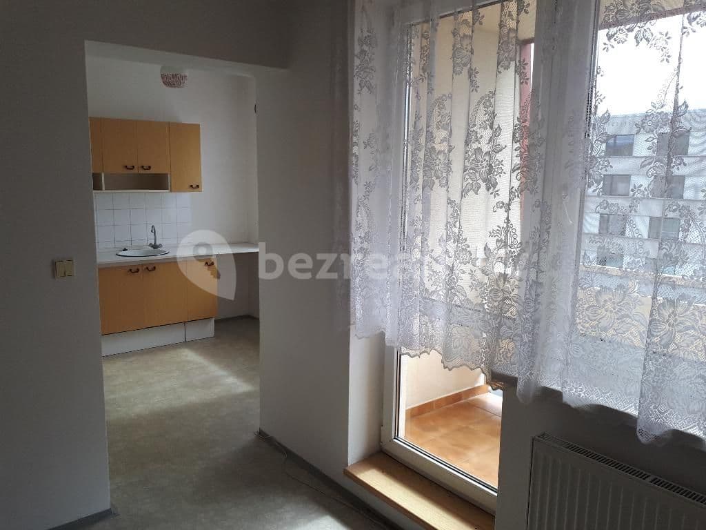 Prenájom bytu 1-izbový 36 m², Družstevní, Chlumec nad Cidlinou, Královéhradecký kraj Prenájom bytu 1-izbový 36 m², Družstevní, Chlumec nad Cidlinou, Královéhradecký kraj